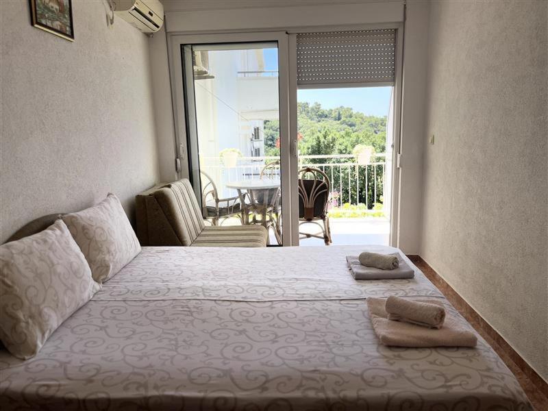Apartmani Neda Bane Петровац Экстерьер фото